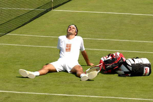 Federer_grass